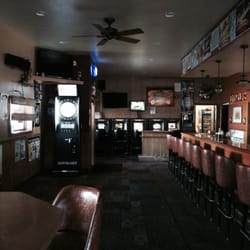 Nigl's Chieftain - Another view of the bar.