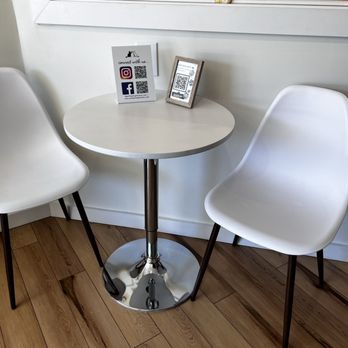 All The Single Kitties - Wifi and comfortable seats - Themed Cafes Near Me - Old Saybrook, Connecticut All The Single Kitties - Wifi and comfortable seats - Themed Cafes Near Me - Old Saybrook, Connecticut