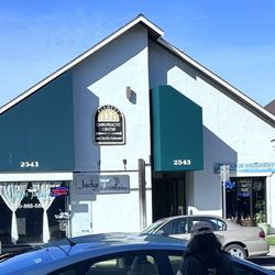 Alameda Chiropractic Center - 2543 Santa Clara Ave. Suite B; Alameda, CA  94501