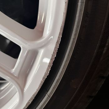 Rim Repair Pro - Damaged rim (before) - Wheel & Rim Repair Near Me Rim Repair Pro - Damaged rim (before) - Wheel & Rim Repair Near Me