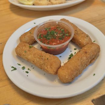 Sugo - Mozzarella sticks - Italian Near Me - Toronto, Ontario Sugo - Mozzarella sticks - Italian Near Me - Toronto, Ontario