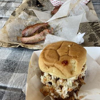 Slap's BBQ - Ribs southern comfort sandwich - Barbeque Near Me - Kansas City, Kansas Slap's BBQ - Ribs southern comfort sandwich - Barbeque Near Me - Kansas City, Kansas