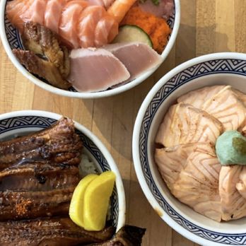 Fremont Bowl - Chirashi, Aburi Sake Don, and Unagi Don - Japanese Near Me - Seattle, Washington