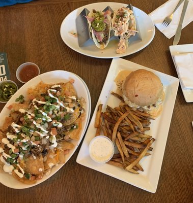 Federal Bar and Grill by null