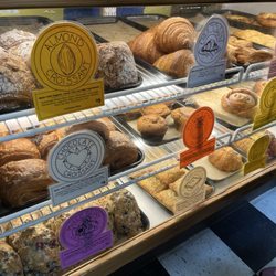 Positively 3rd Street Bakery - Delicious pastries