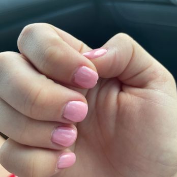 Aloha Spa, Nails & Massage - Cracked nail after less than 2 days - Nail Salons Near Me - Northport, New York
