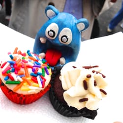 Crunkcakes - Birthday Blackout (5/5 NOMs) & Irish Car Bomb (4/5 NOMs)