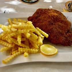 Gasthaus z Stiegenwirt - Cordon Bleu mit Pommes