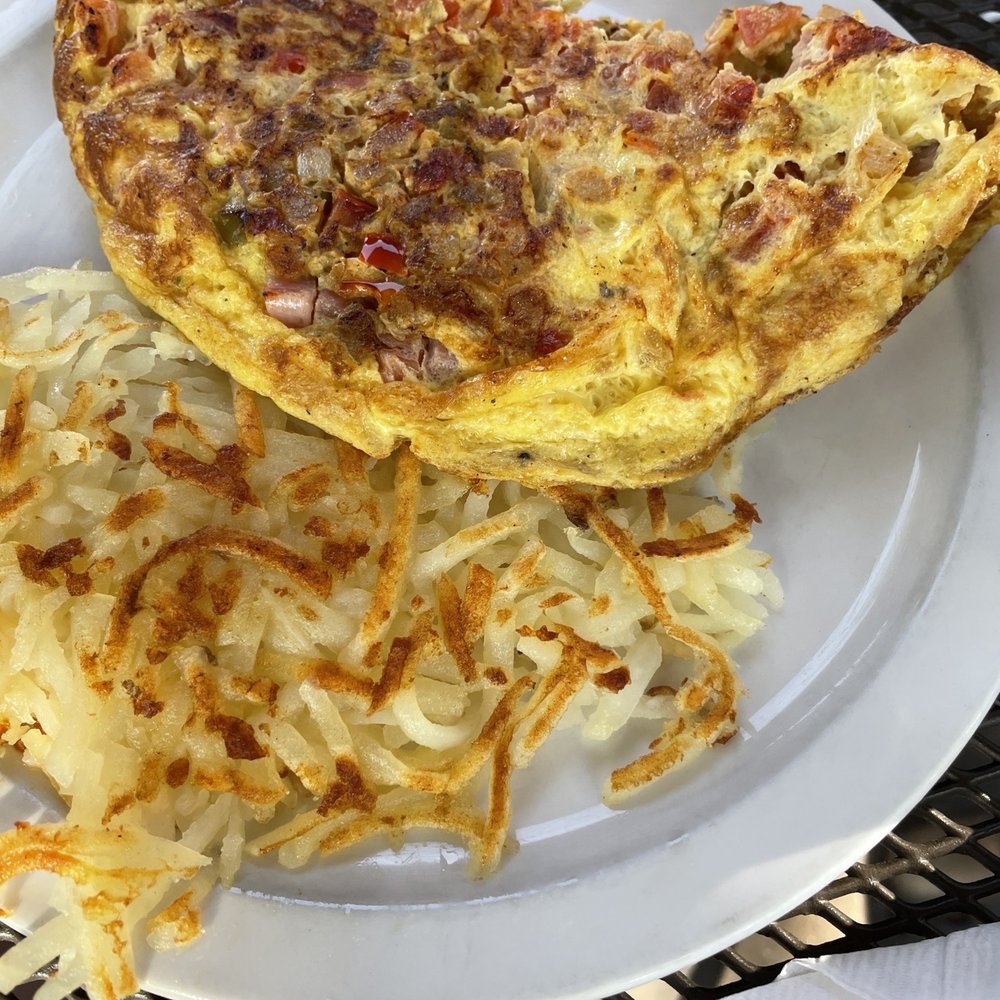 Vern's Place - Denver omelette - Breakfast & Brunch Near Me - Laporte, Colorado Vern's Place - Denver omelette - Breakfast & Brunch Near Me - Laporte, Colorado