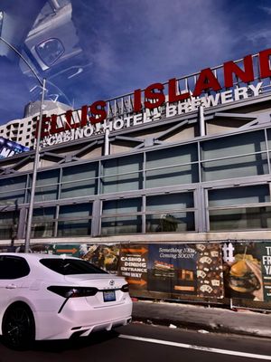 Ellis Island Casino & Hotel by null