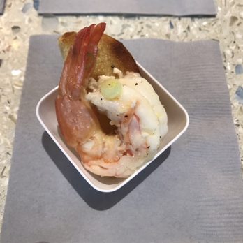 Chef Shaun Michael - Garlic butter prawns - Personal Chefs Near Me Chef Shaun Michael - Garlic butter prawns - Personal Chefs Near Me