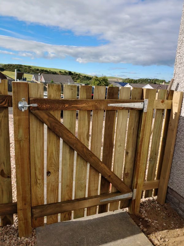 FENCE SOLUTIONS FIFE Request a Quote Orchard Terrace, Kinghorn, Fife, United Kingdom