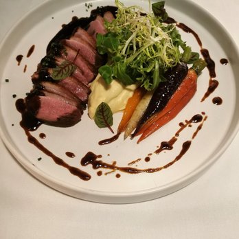 Aiana Restaurant - Brome Lake Canard - Canadian (New) Near Me - Ottawa, Ontario