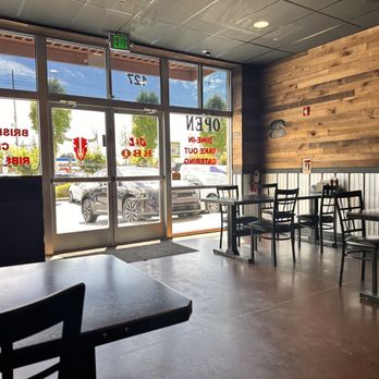 J & L BBQ - Interior dining area - Barbeque Near Me - Monroe, Washington J & L BBQ - Interior dining area - Barbeque Near Me - Monroe, Washington