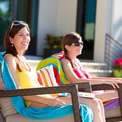 Pinch A Penny - Relaxing at the pool !