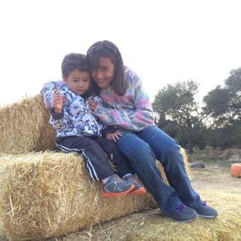 Rickey Ranch Pumpkin Patch - Pumpkin Patches Near Me - Granite Bay, California