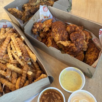 The DownLow Chicken Shack - Chicken Shop Near Me - Vancouver, British Columbia