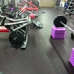 Snap Fitness Half Moon Bay - What a mess!  This is what $44 dollars a month gets you?!