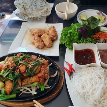 Pho 21 - Vietnamese Near Me - Canoga Park, California Pho 21 - Vietnamese Near Me - Canoga Park, California