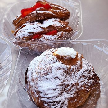 Cream Pan - Red bean pastry and Strawberry pastry. - Bakeries Near Me - Tustin, California