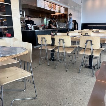 Chipotle Mexican Grill - Fast Food Near Me - Owasso, Oklahoma