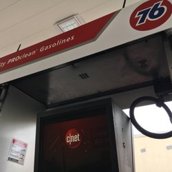 United Oil 76