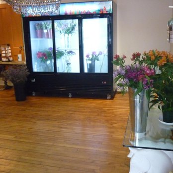 Art's Florals - Floral Designers Near Me - Phoenicia, New York