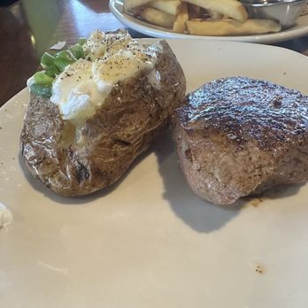 Outback Steakhouse - Steakhouses Near Me - Mesa, Arizona Outback Steakhouse - Steakhouses Near Me - Mesa, Arizona