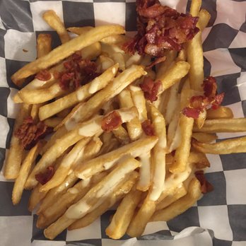 TJ's Burgers, Wings, and Pizza - "Bacon cheese fries"   I've had better frozen in a box from Walmart. - Chicken Wings Near Me - Jackson, Missouri