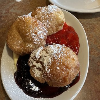 Huckleberry's Breakfast & Lunch - Beignet - Breakfast & Brunch Near Me - Gridley, California Huckleberry's Breakfast & Lunch - Beignet - Breakfast & Brunch Near Me - Gridley, California