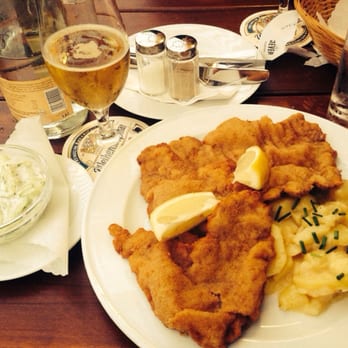 Prater Garten - Traditional German Schnitzel and Kartoffelsalat - German Near Me - Berlin, BE