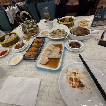 HL Peninsula Restaurant - Shrimp Rice Noodle Rolls are the best - Dim Sum Near Me - Milpitas, California