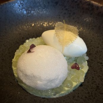 Francie - Pavlova - Italian Near Me - Brooklyn, New York
