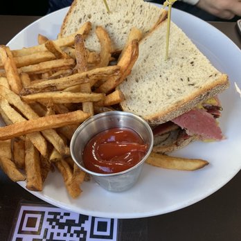 Friedman's - Pastrami Reuben - Breakfast & Brunch Near Me - New York, New York