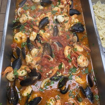 Bravo Pizza - a pan of seafood and pasta - Pizza Near Me - Paoli, Pennsylvania Bravo Pizza - a pan of seafood and pasta - Pizza Near Me - Paoli, Pennsylvania