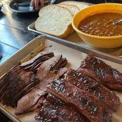 Brookstreet BBQ - Bbq Mix Brisket Plate