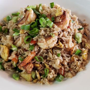 Chilcanos RestoBar - Arroz chaufa con Camaron - Peruvian Near Me - Seven Corners, Virginia