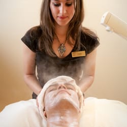Narande Spa - Enjoy our therapeutic facials.