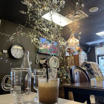 D' Coffee Bouteaque - Tuxedo Cold Brew - Coffee & Tea Near Me - Palm Desert, California D' Coffee Bouteaque - Tuxedo Cold Brew - Coffee & Tea Near Me - Palm Desert, California