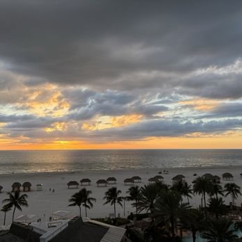 Tesoro - Sunset views over the Gulf of America - Mediterranean Near Me - Marco Island, Florida