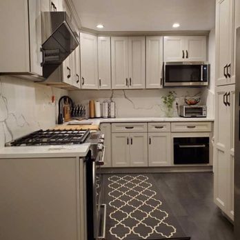 Classic Kitchen Cabinet 175 Photos Cabinetry 3520 College Classic Kitchen Cabinet 175 Photos