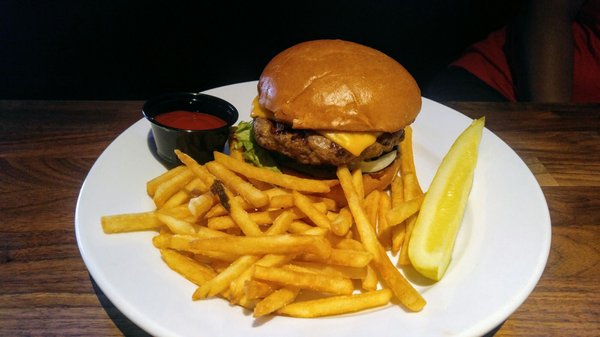 Junction Bar & Grill by null