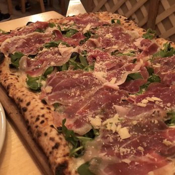 Olive & Garlic - Pizza Near Me - Franklin Square, New York Olive & Garlic - Pizza Near Me - Franklin Square, New York
