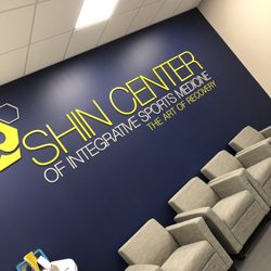Shin Center of Integrative Sports Medicine - Front entrance