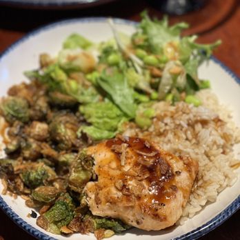 Red Lobster - Crispy Brussels Sprouts, Sesame-Soy Salmon* Bowl - Seafood Near Me - Medford, Oregon Red Lobster - Crispy Brussels Sprouts, Sesame-Soy Salmon* Bowl - Seafood Near Me - Medford, Oregon