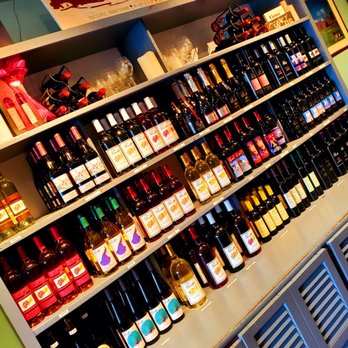 Pindar Wine Store - Pindar Wines, Long Island.NY. - Beer, Wine & Spirits Near Me - Port Jefferson, New York
