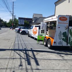 Ken's Market - Hosting Nomo's on Sat and Sun 11am-4pm. Thanks Ken's Market, Nomo's, and Yelp! (6/12/21)