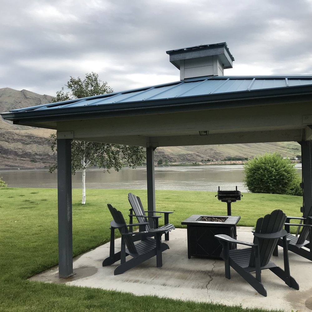 Premier RV Resort - A fire pit area to enjoy, on the RV Parks property - RV Parks Near Me - Clarkston, Washington Premier RV Resort - A fire pit area to enjoy, on the RV Parks property - RV Parks Near Me - Clarkston, Washington