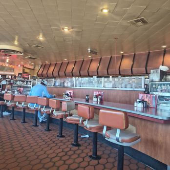 Bob’s Big Boy - American Near Me - Burbank, California