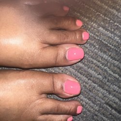 Luxury Nails & Spa